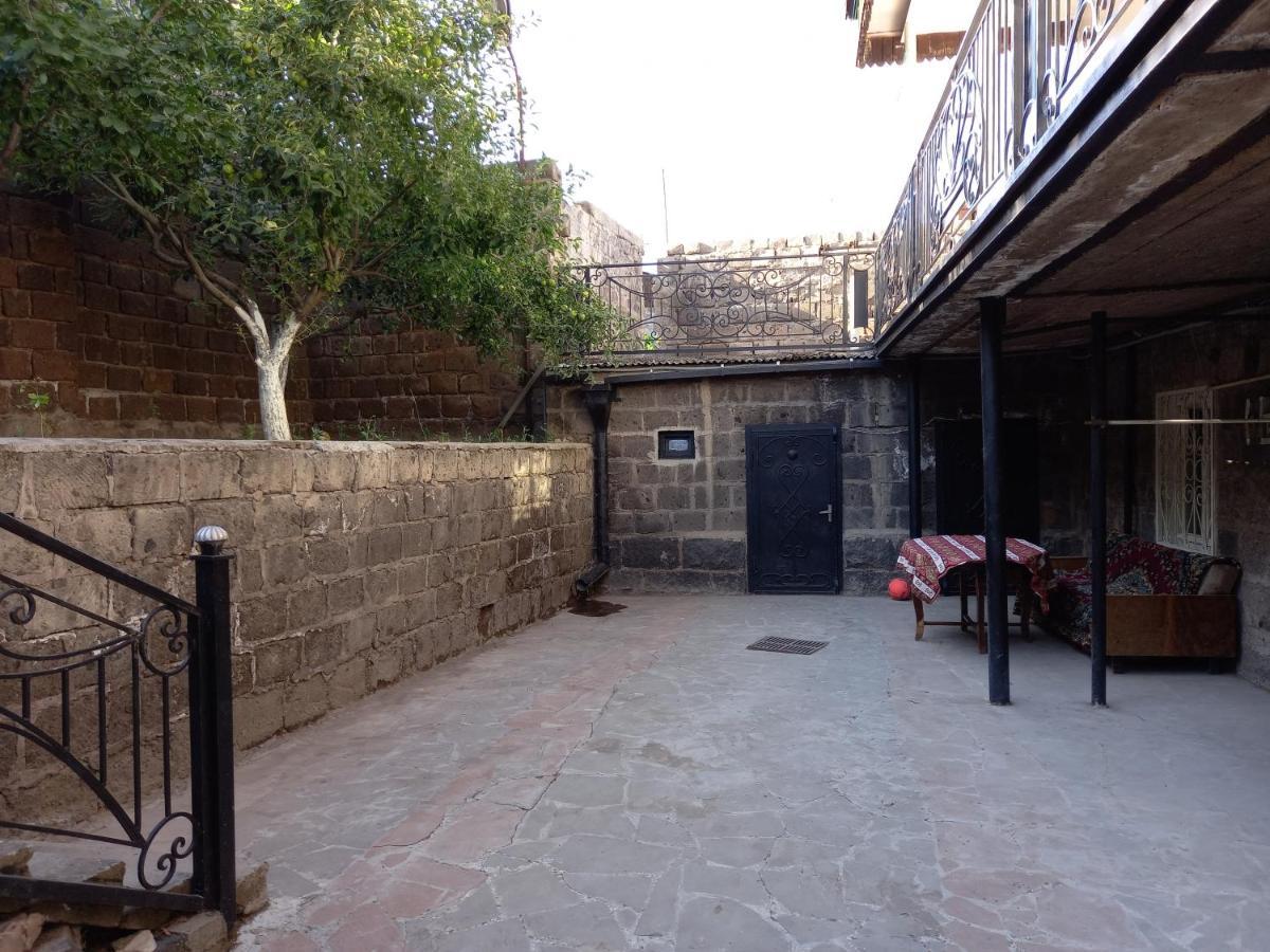 H.A.S.K Bed & Breakfast Gyumri Exterior photo